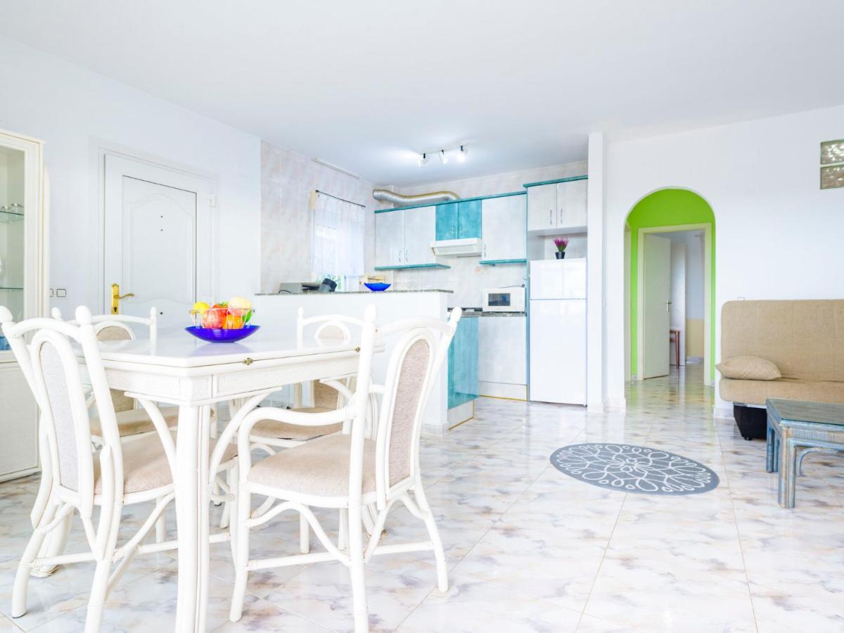 Escudos-4 By Interhome *